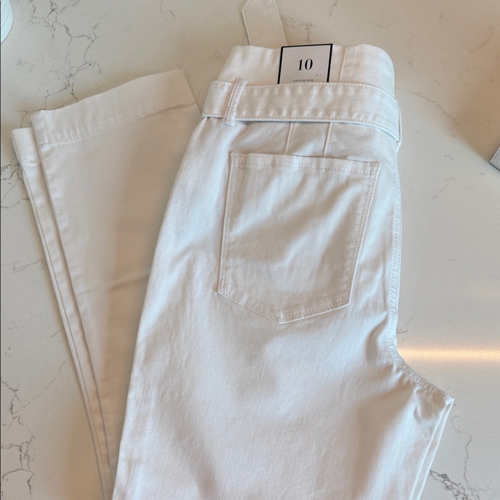 White House Black Market Cream Straight Leg Jeans